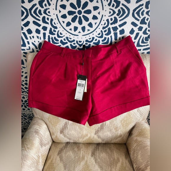 NWT BCBG Max Azria size 6 red shorts - Picture 3 of 6